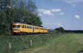 Dutch railway museum DE 41 + Syntus 186 as excursion train from Apeldoorn (NL) to Dieren (NL) via the VSM-museum line at Beekbergen (NL) on 20 May 2002