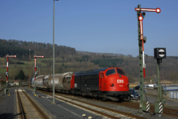 Erfurter Bahnservice MY 1131 arrives at Heimboldshausen with photo train 69464 from Gerstungen on 27 February 2016.